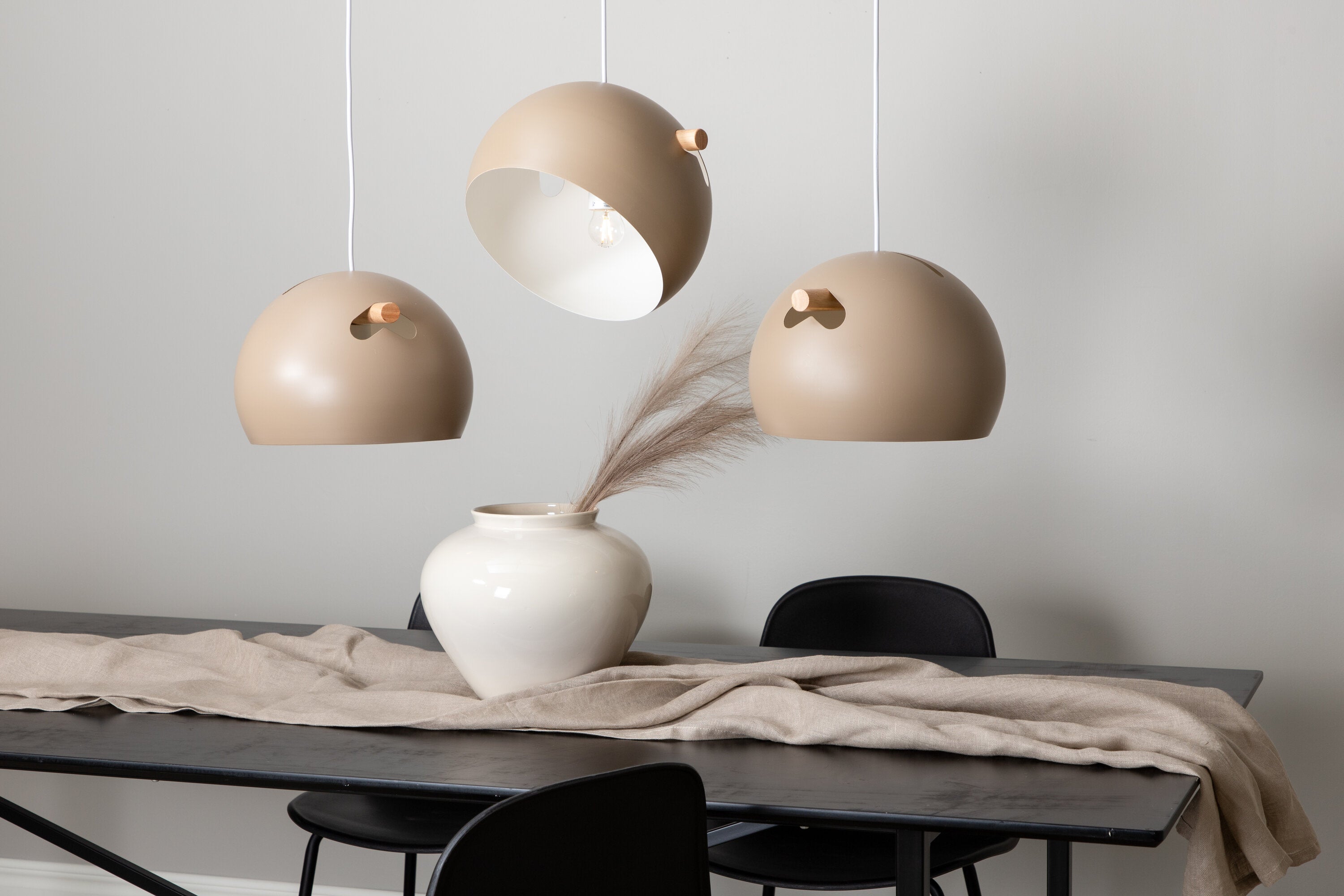 Venture Home Tubbie Pendel Beige
