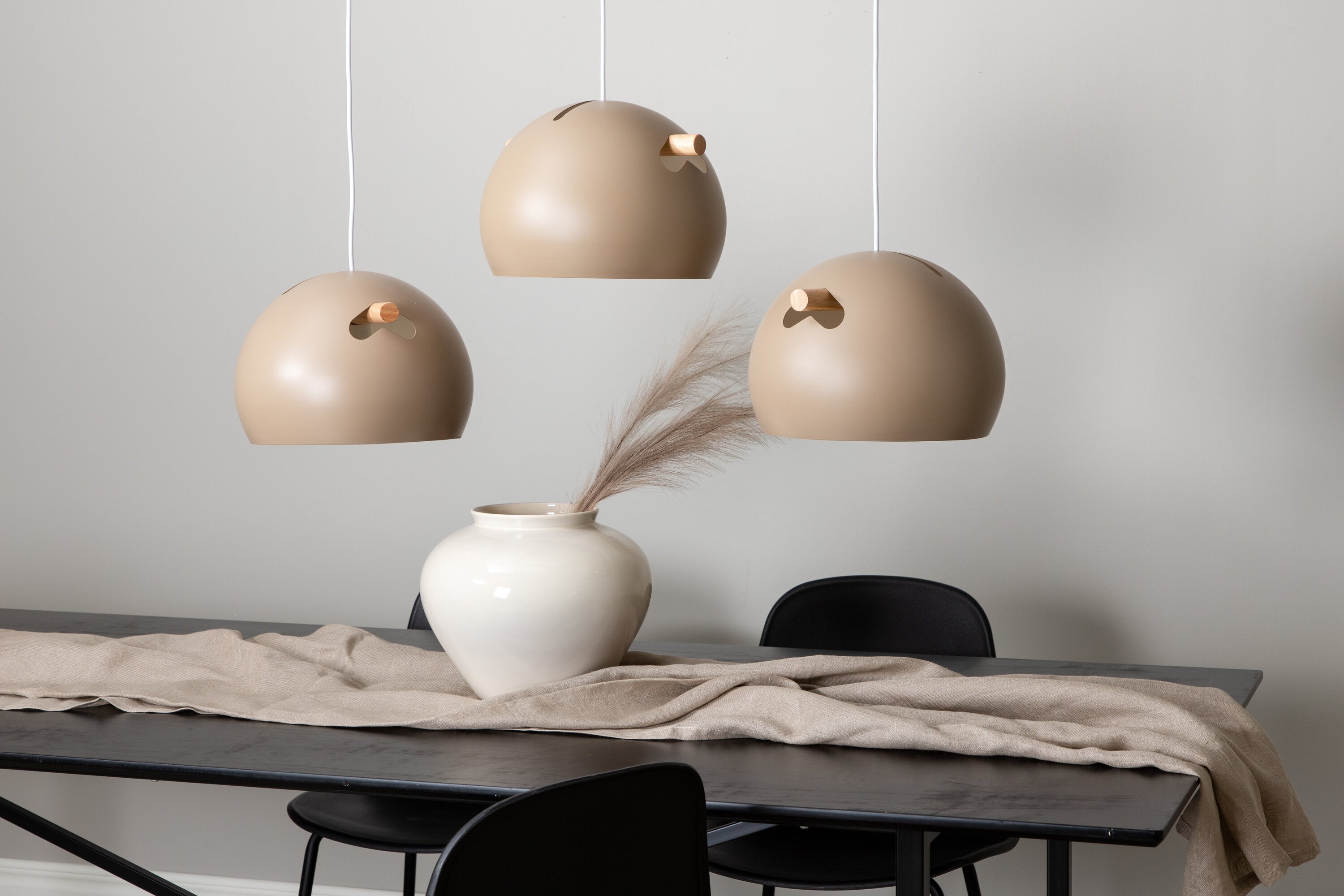 Venture Home Tubbie Pendel Beige