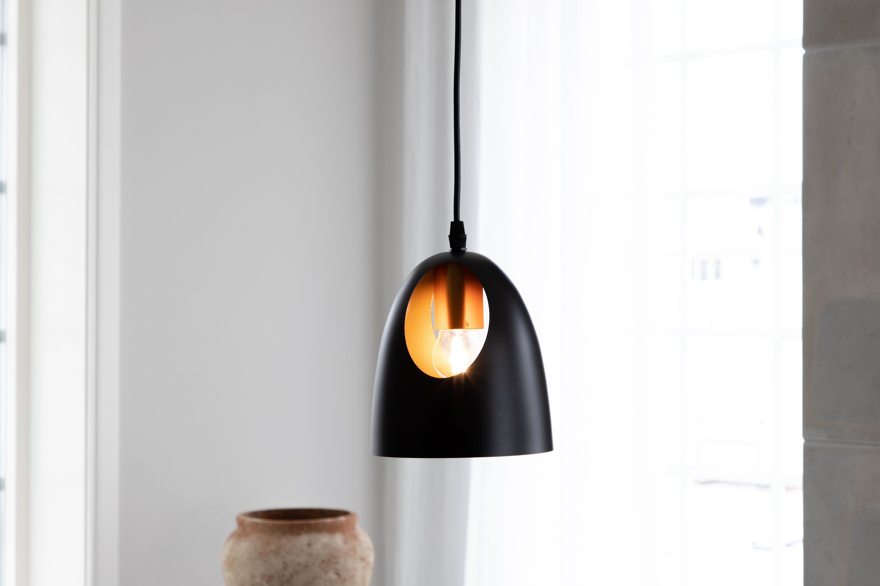 Venture Home Elda Pendel Svart/koppar ø16 cm