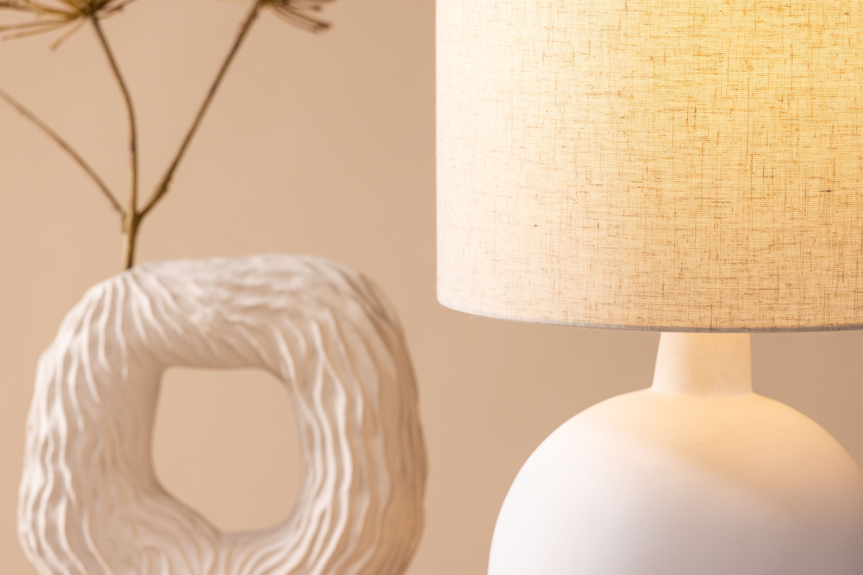 Venture Home Torcello Bordslampa Beige/vit