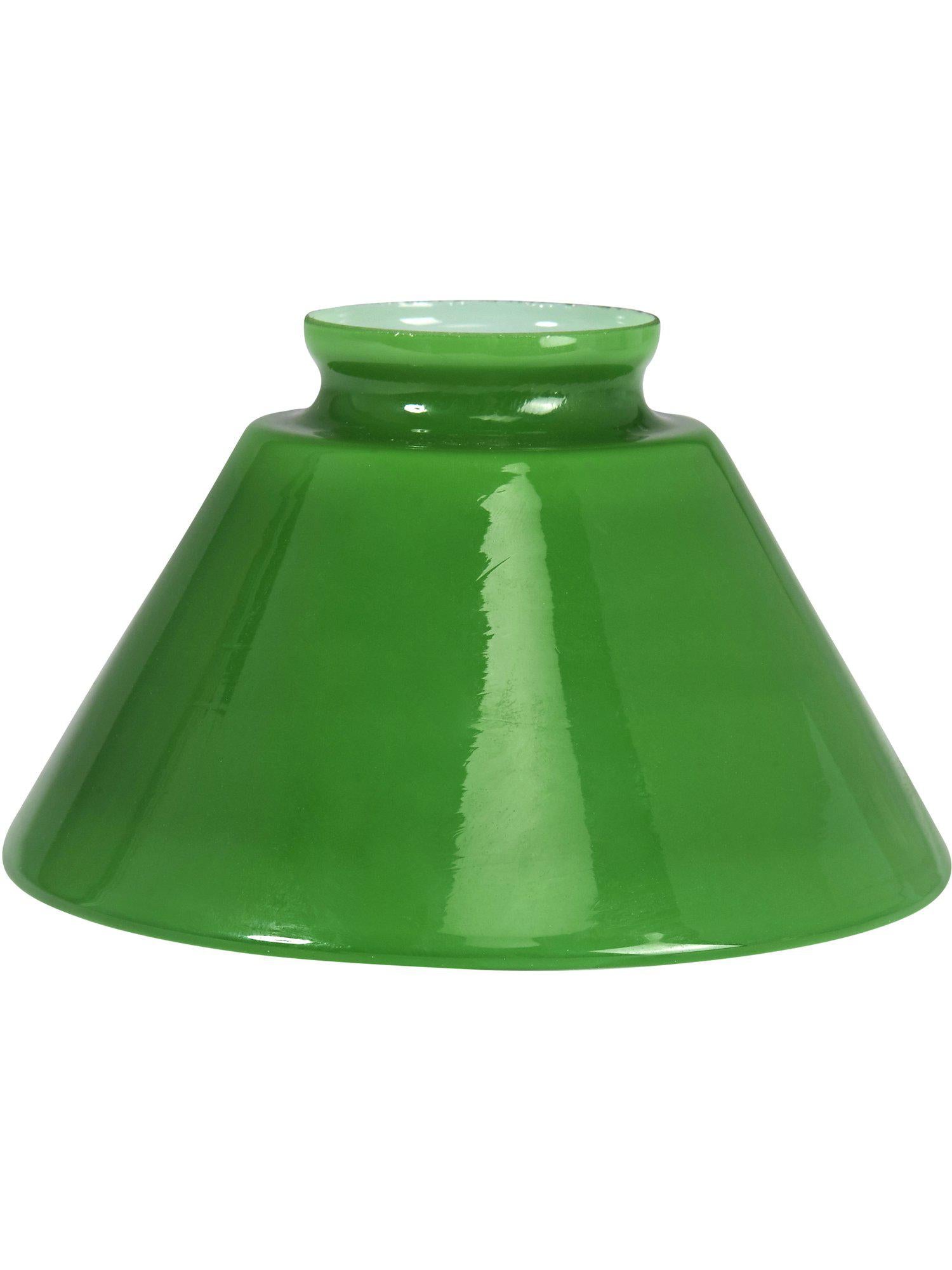 Klassisk grön glasskärm till skomakarlampa från PR Home, reflekterar färg och ger djup – perfekt för alla inredningsstilar.