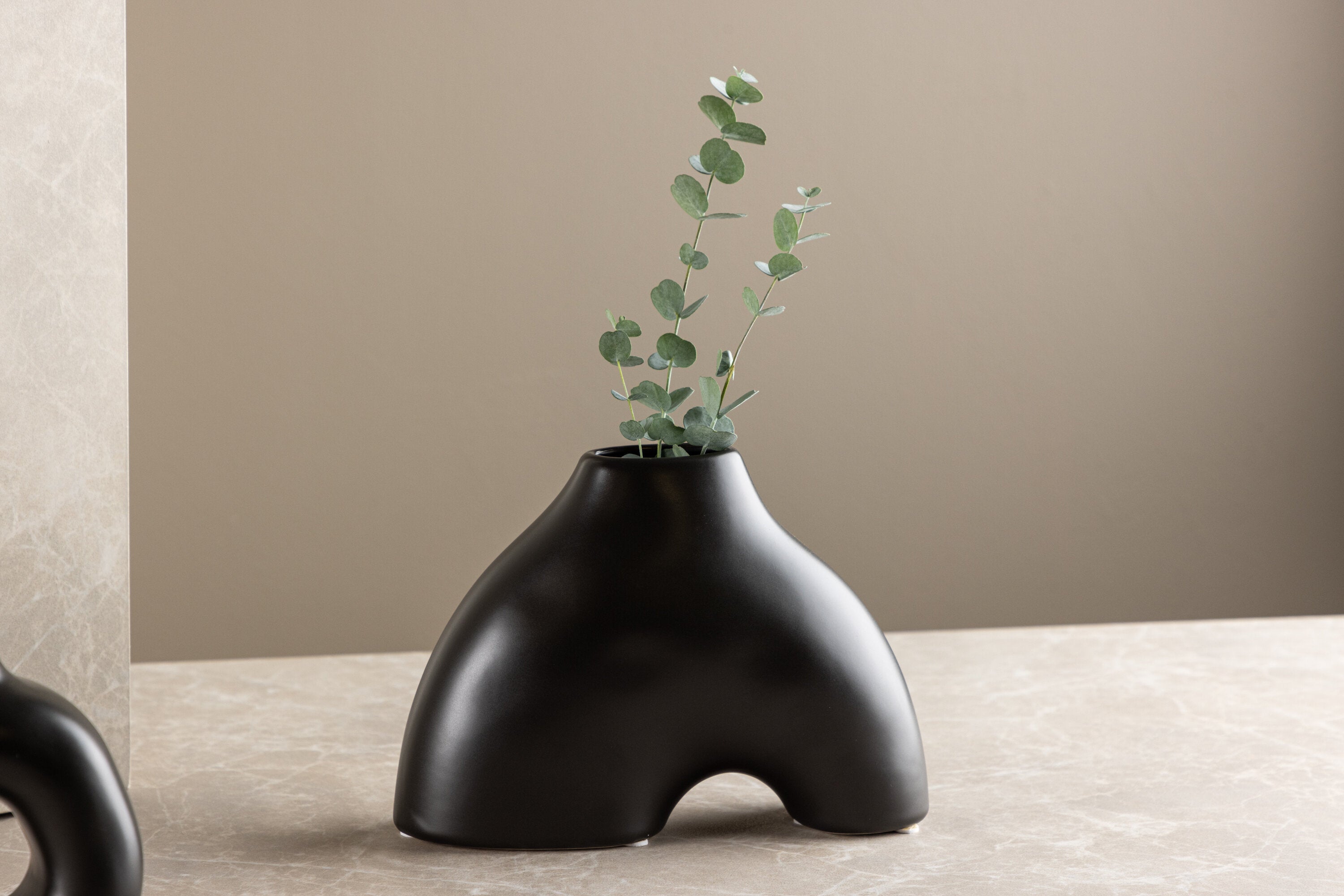 Venture Home Kento Ljusstake Svart