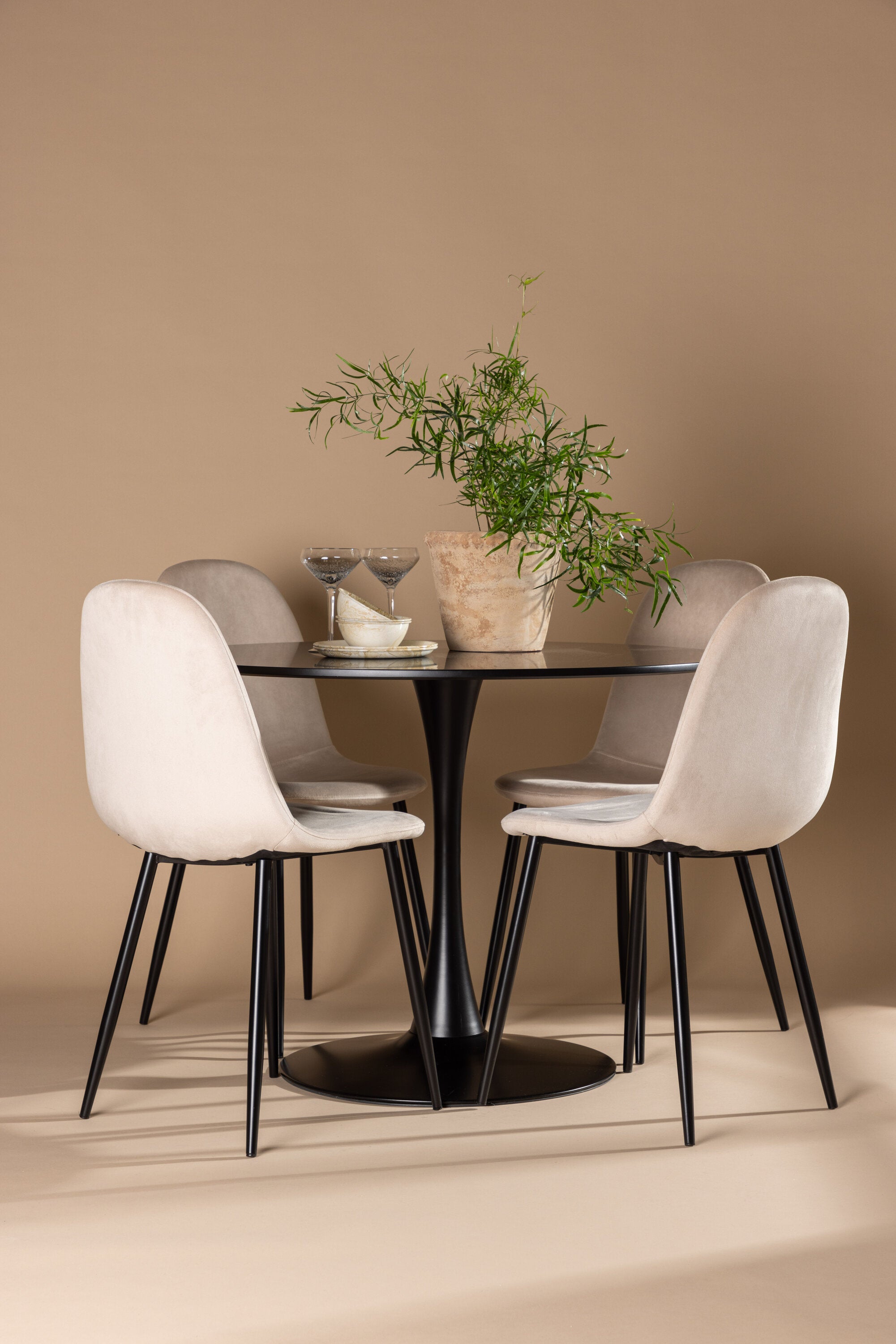 Venture Home Matgrupp Glade med 4st matstolar Polar