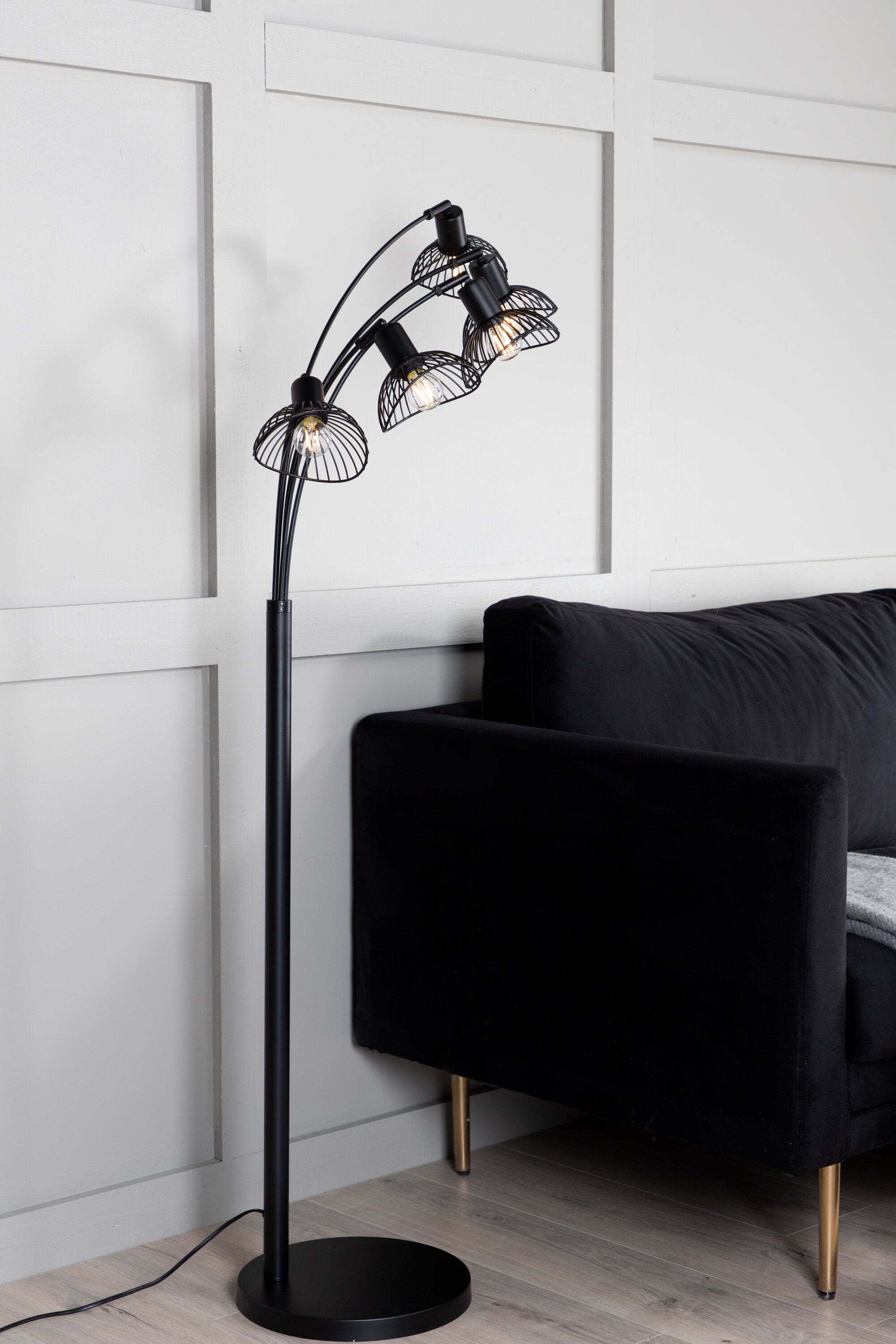 Venture Home Elsa Golvlampa Svart