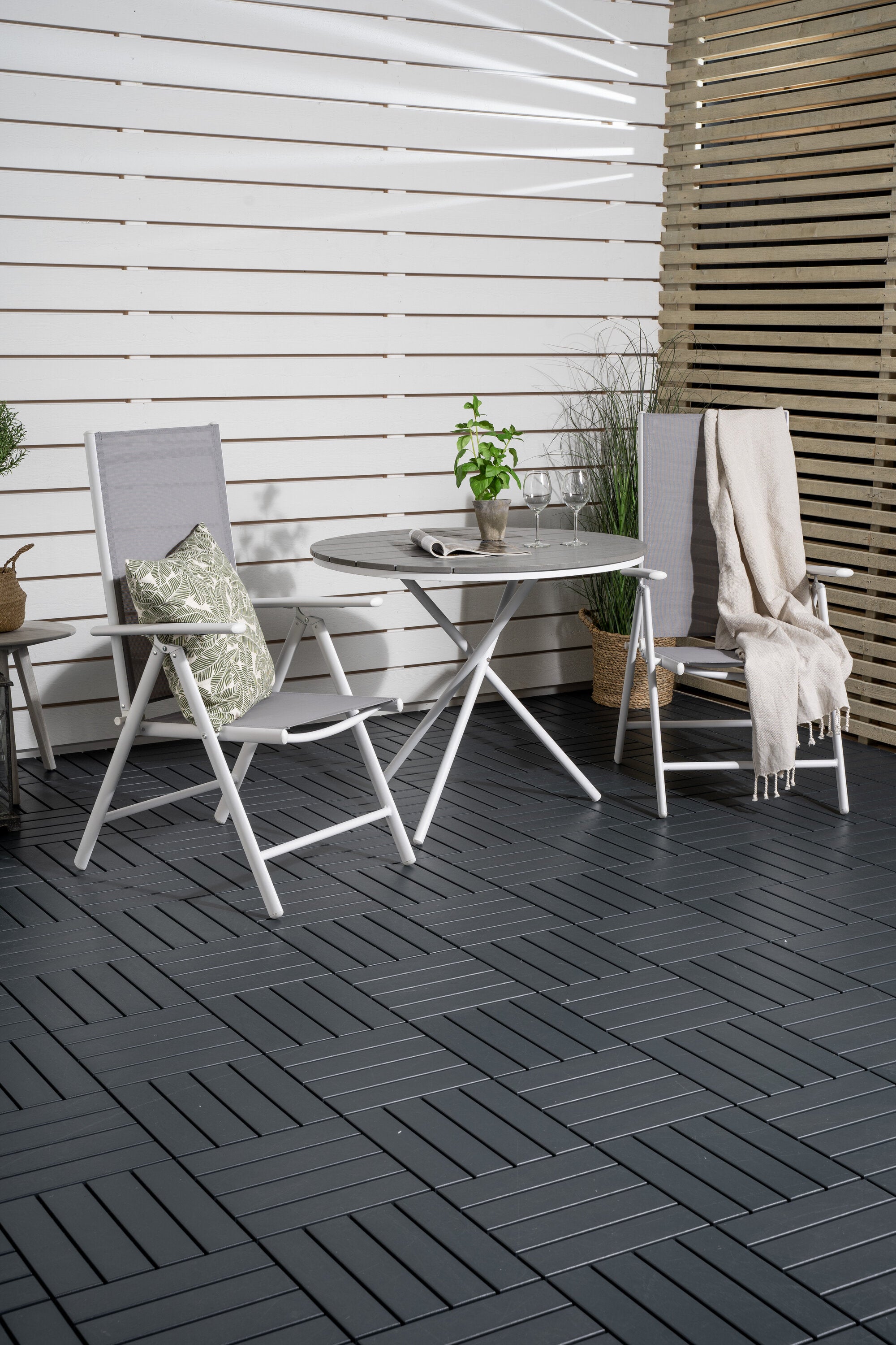 Venture Home Parma Matgrupp Ø90 cm Med 2 Break Stolar
