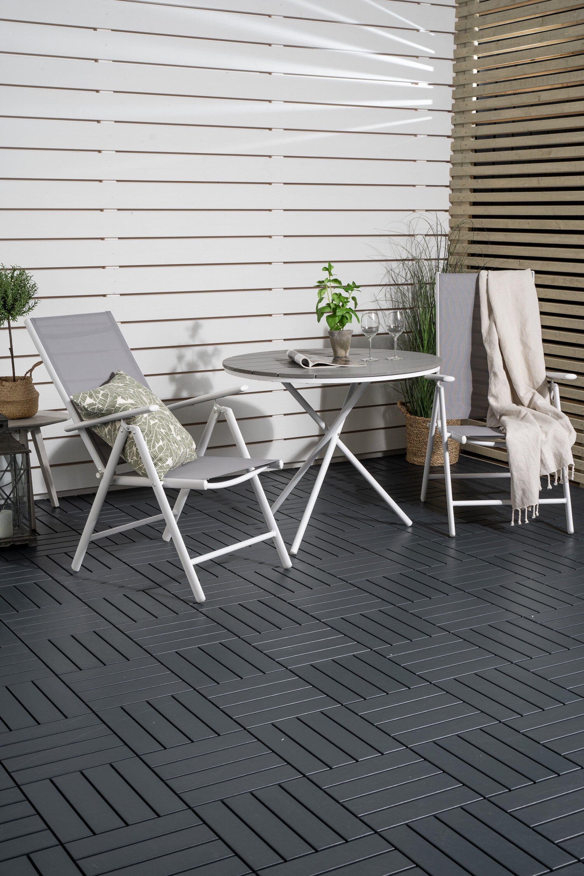 Venture Home Parma Matgrupp Ø90 cm Med 2 Break Stolar