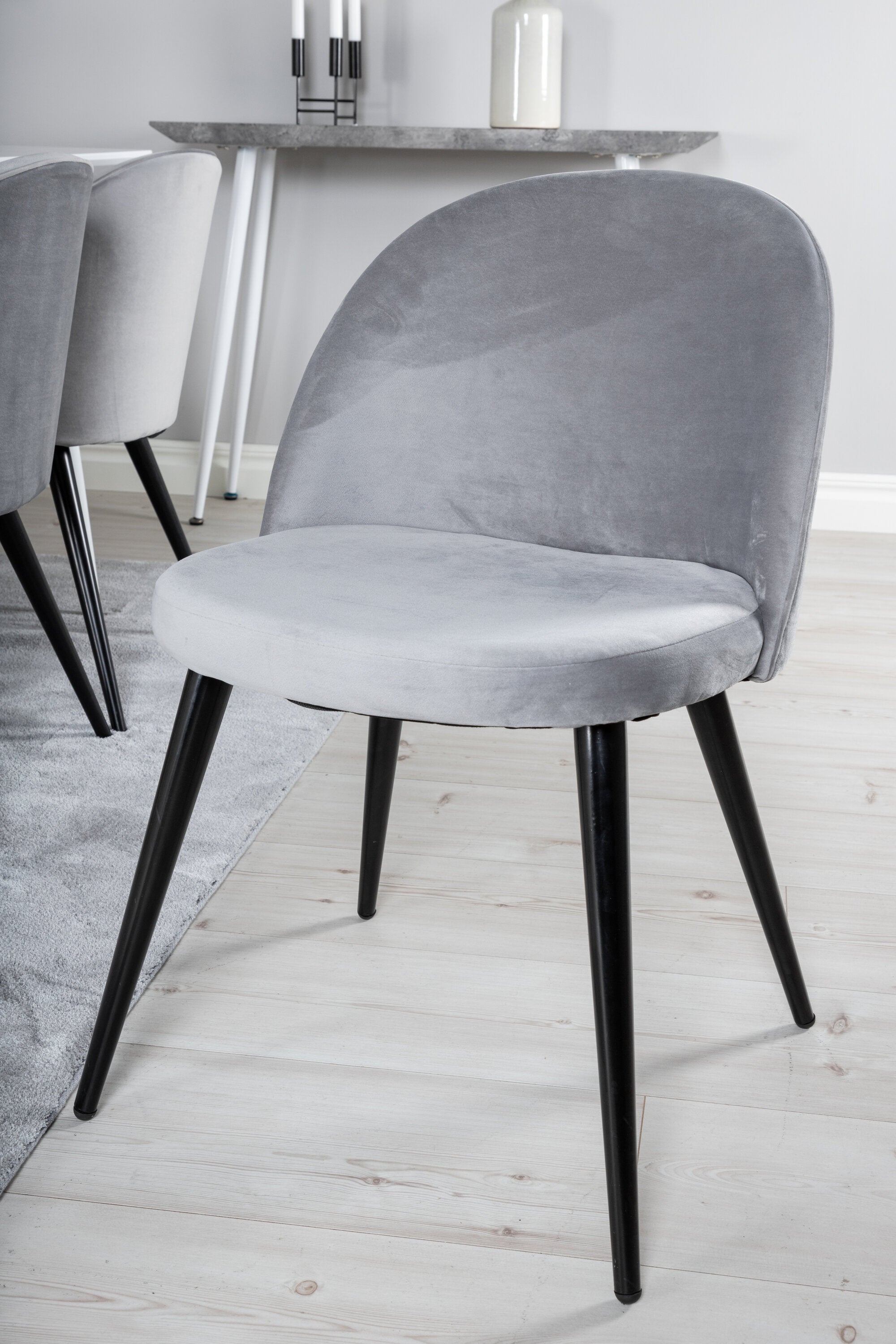 Venture Home Matgrupp Polar med stolarna Velvet