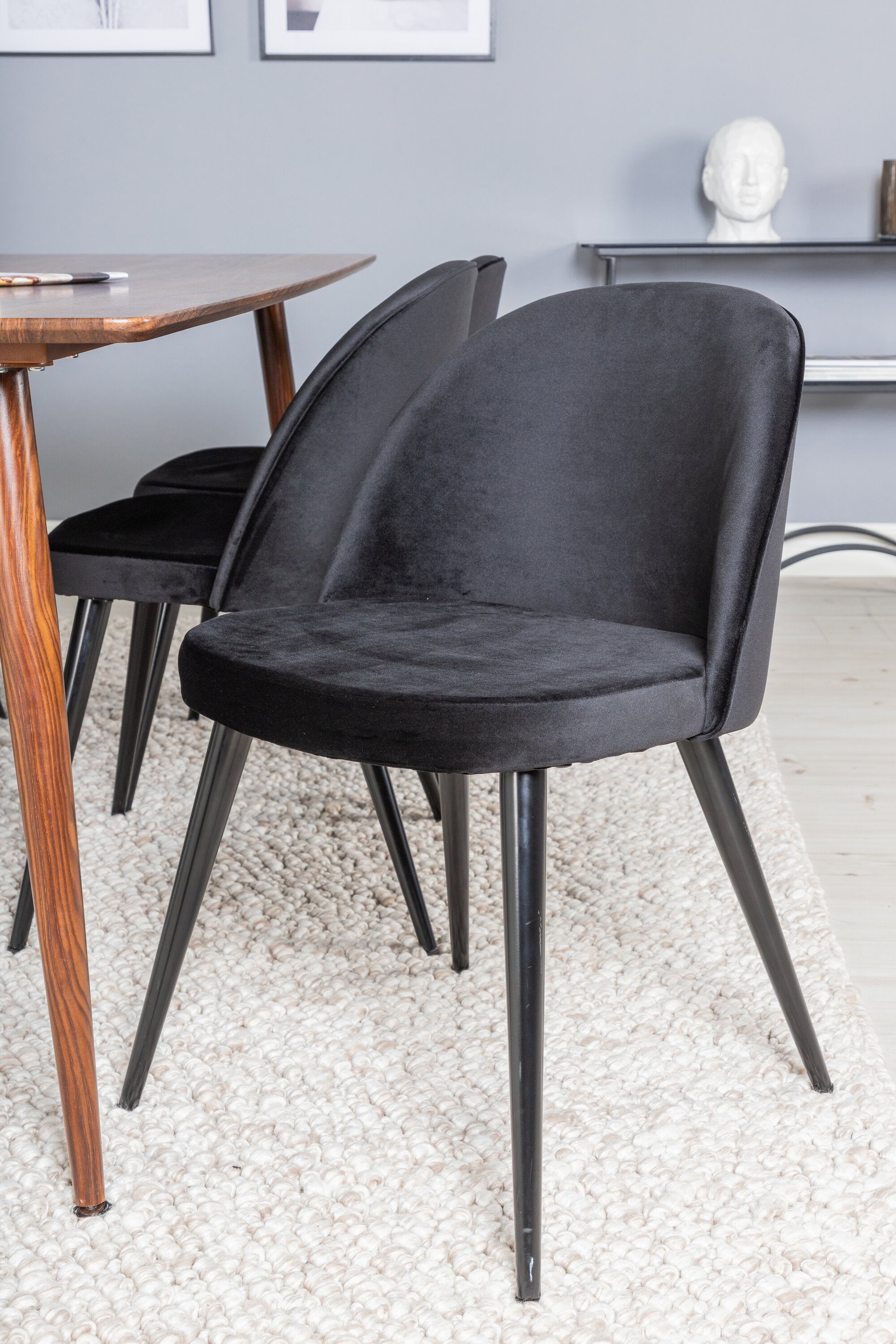 Venture Home Matgrupp Polar med stolarna Velvet