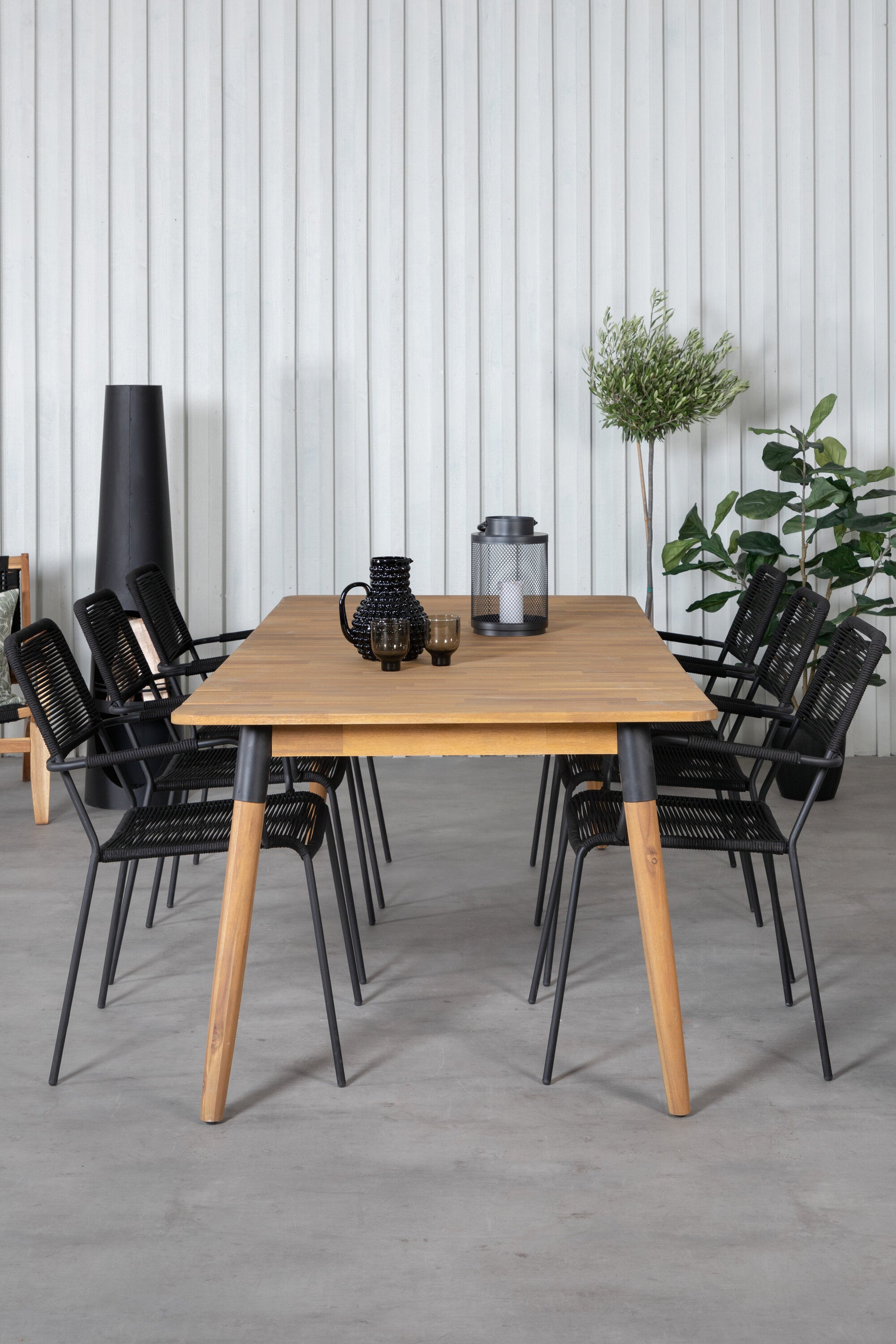 Venture Home Matgrupp Julian med stolarna Lindos