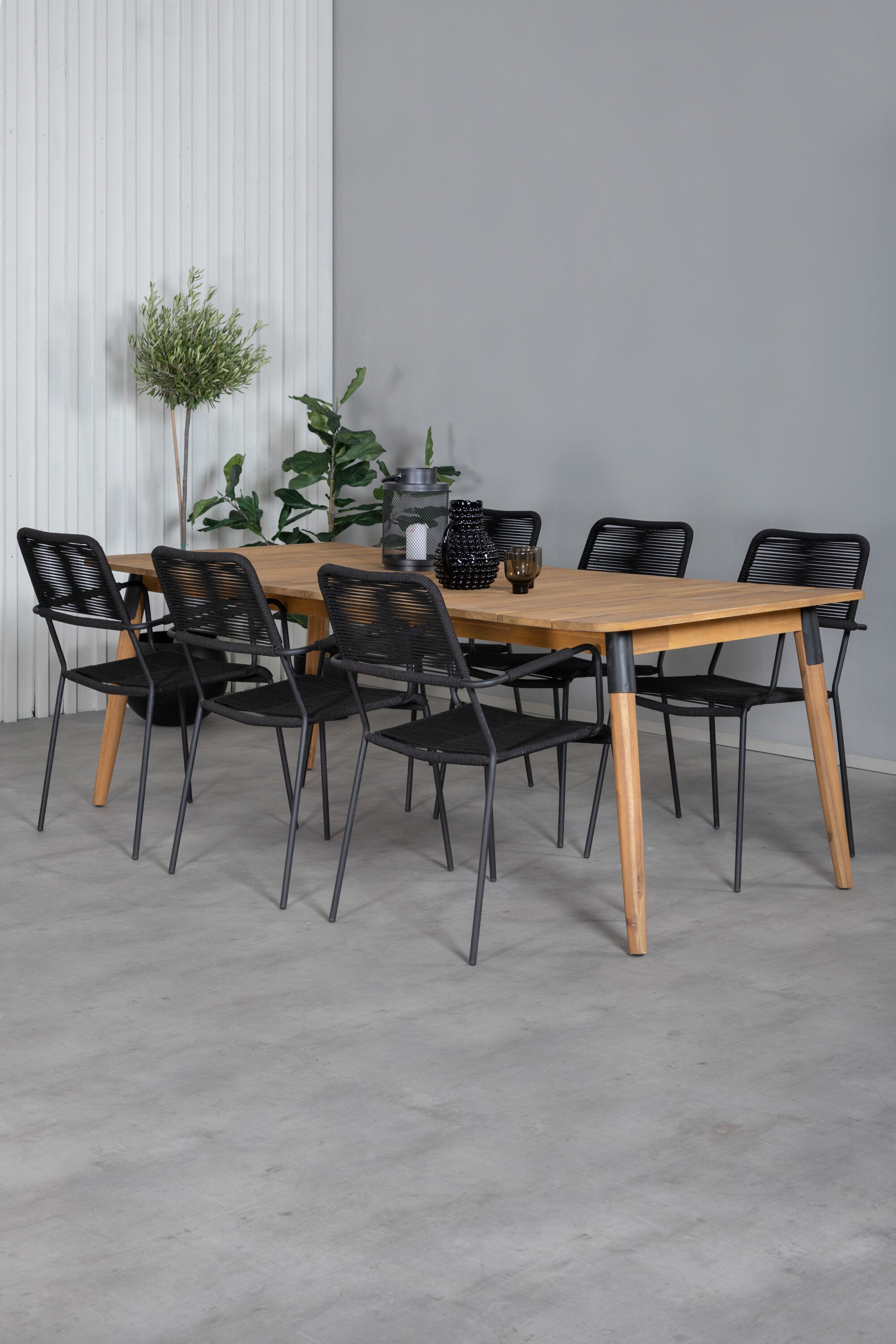 Venture Home Matgrupp Julian med stolarna Lindos