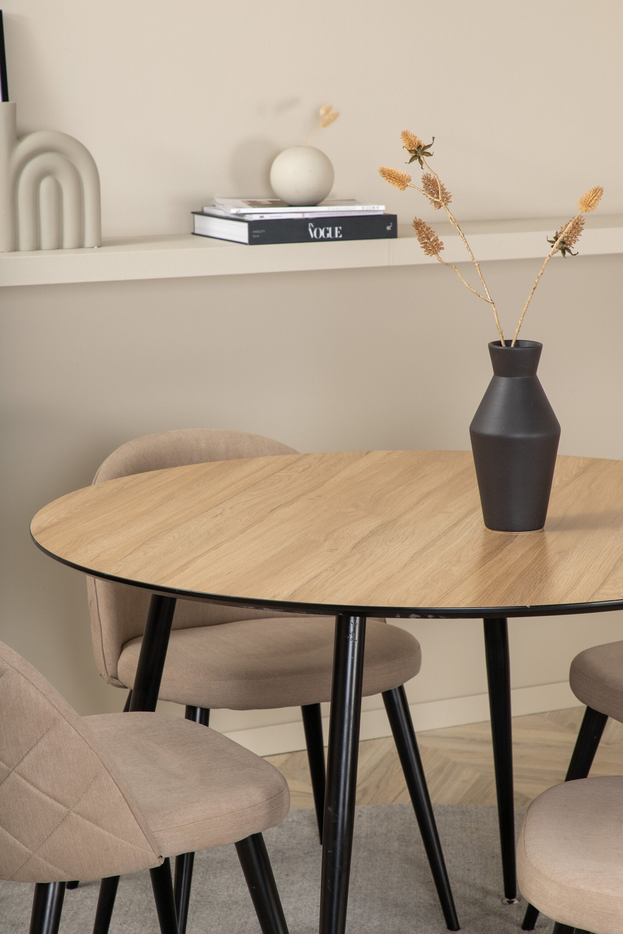 Venture Home Silar Rund Matgrupp