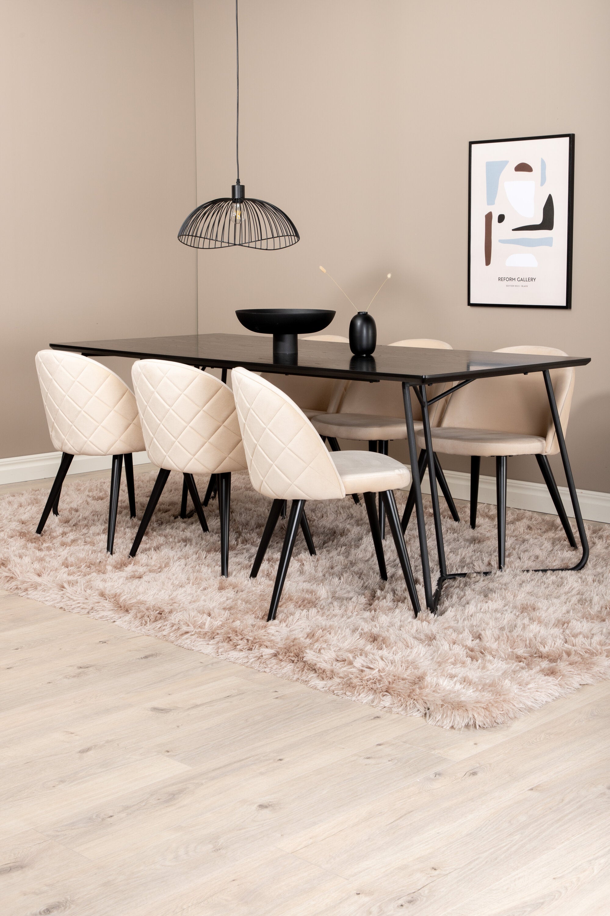 Venture Home Matgrupp Petra med stolarna Velvet