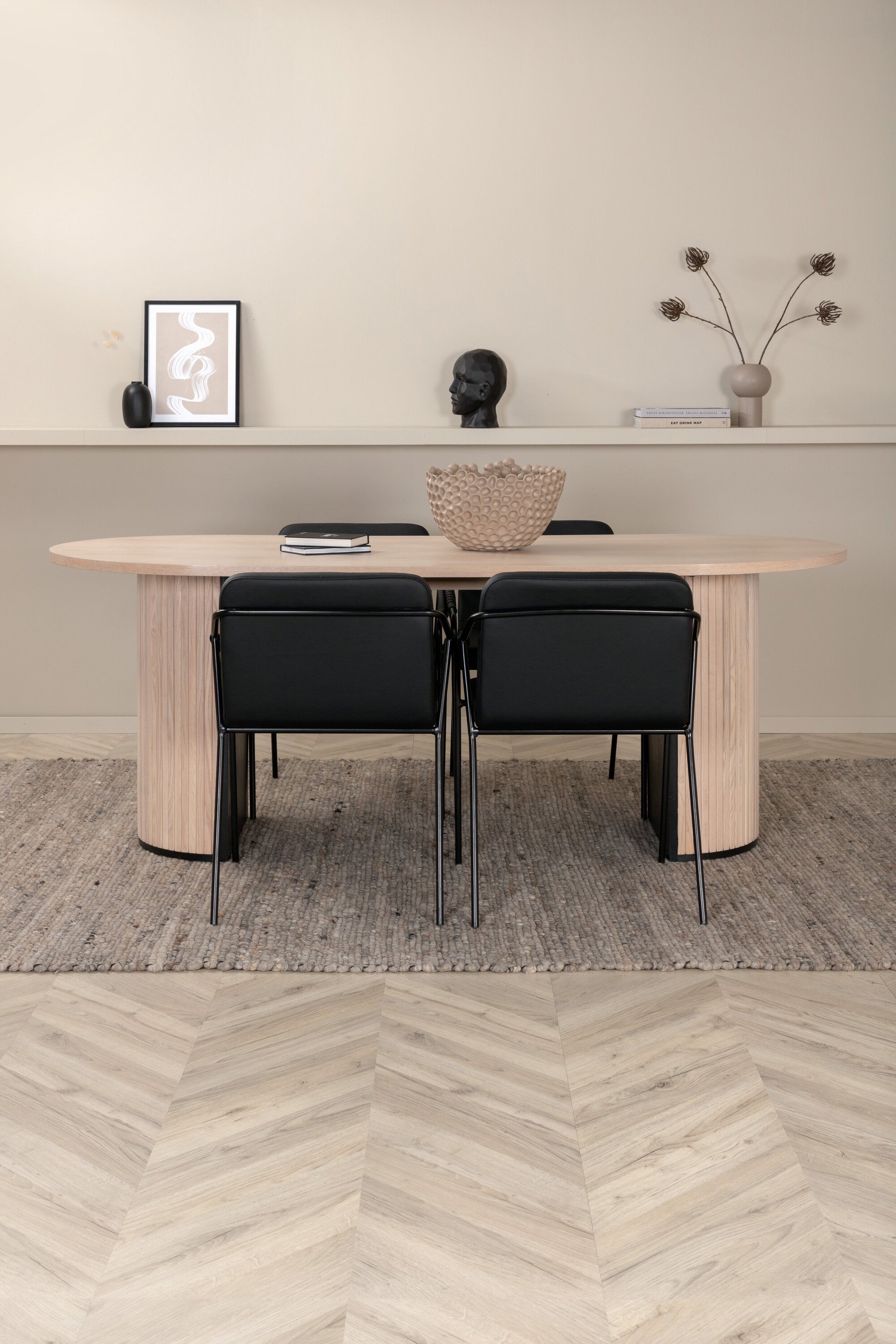 Venture Home Bianca Oval Matgrupp