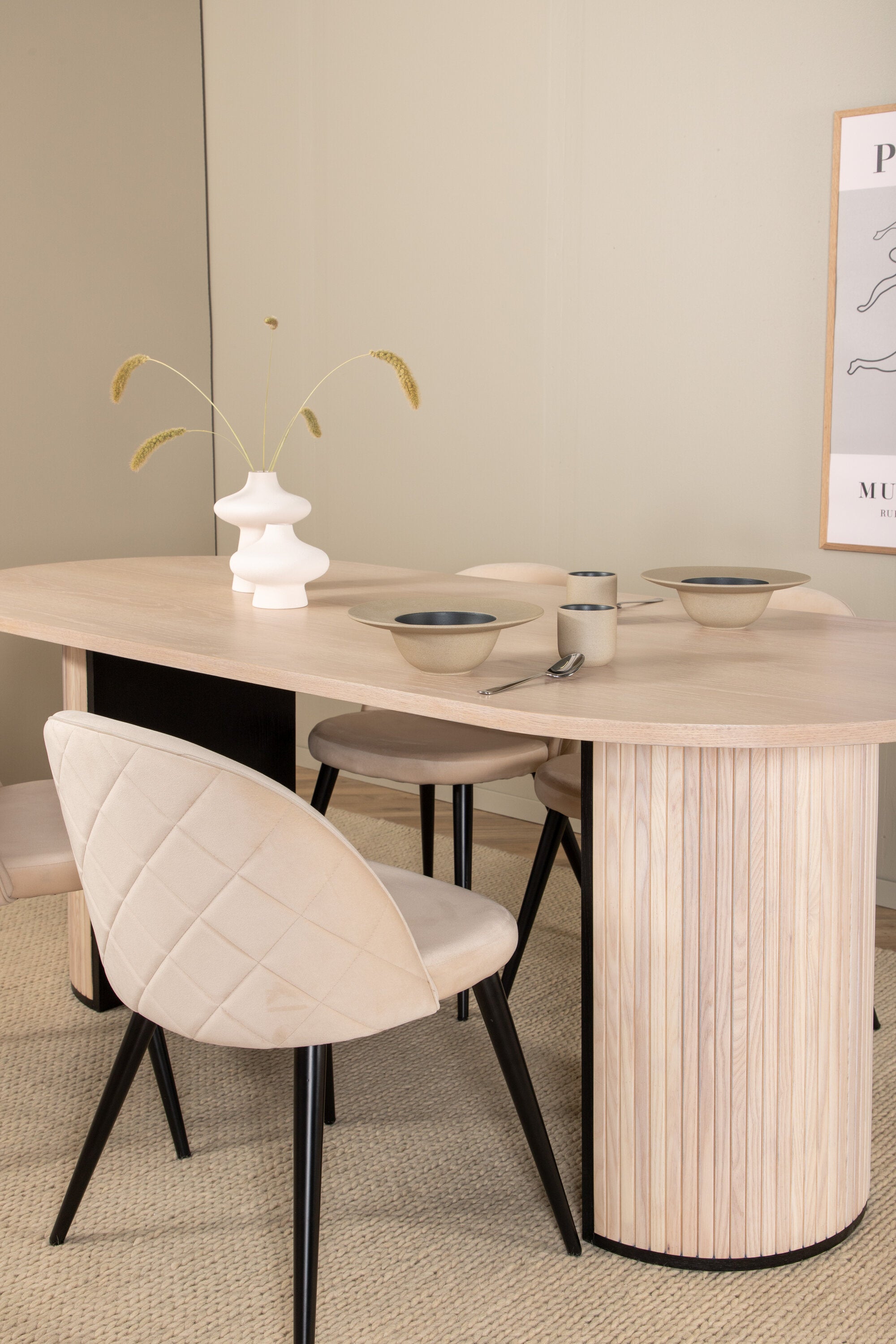 Venture Home Bianca Oval Matgrupp