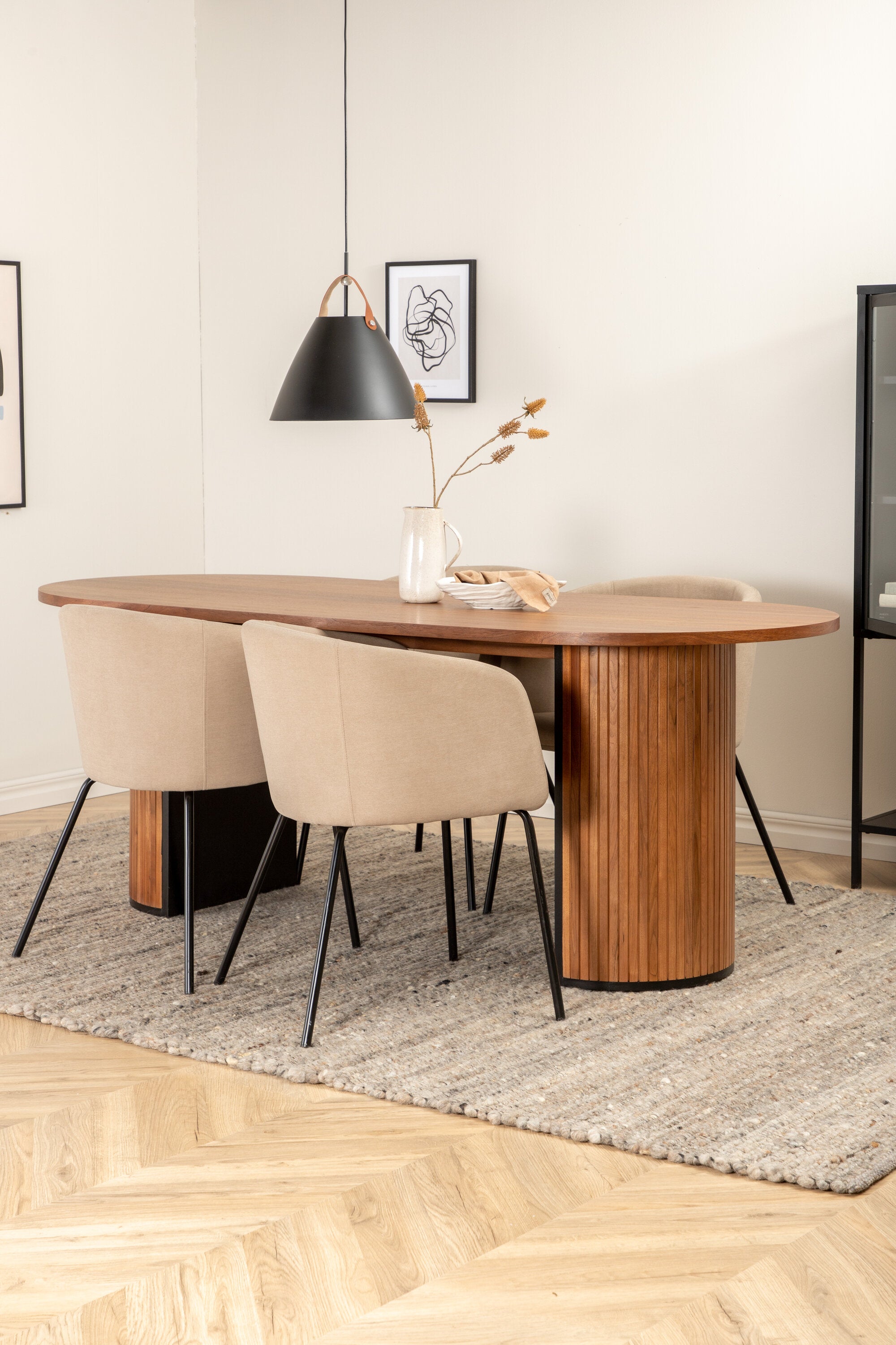 Venture Home Bianca Oval Matgrupp