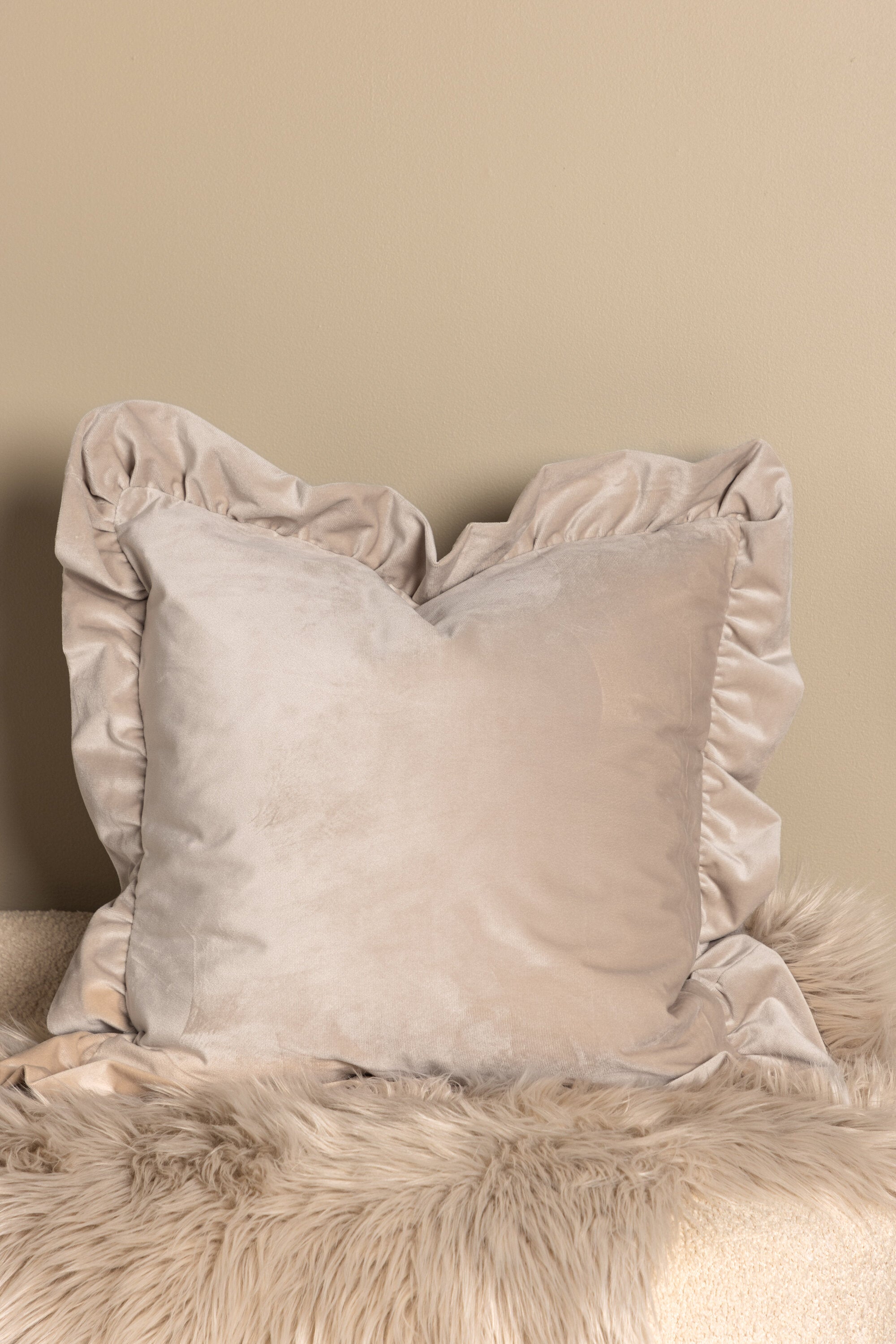 Venture Home Hailey Kuddfodral Beige