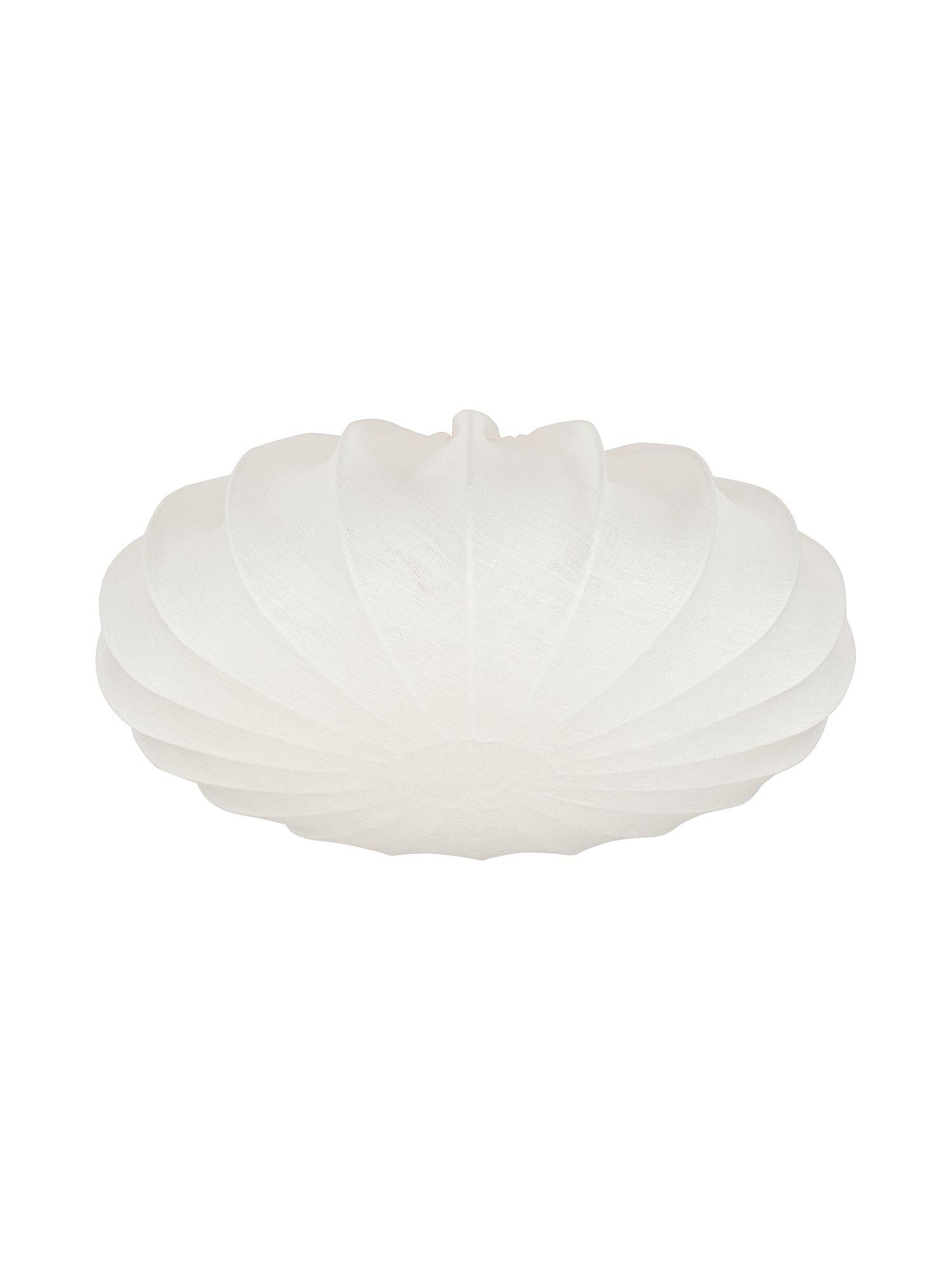 Plafond från PR Home i linneväv, off-vit design med tre E27-socklar för anpassad belysning. Stilren och mjuk atmosfär.