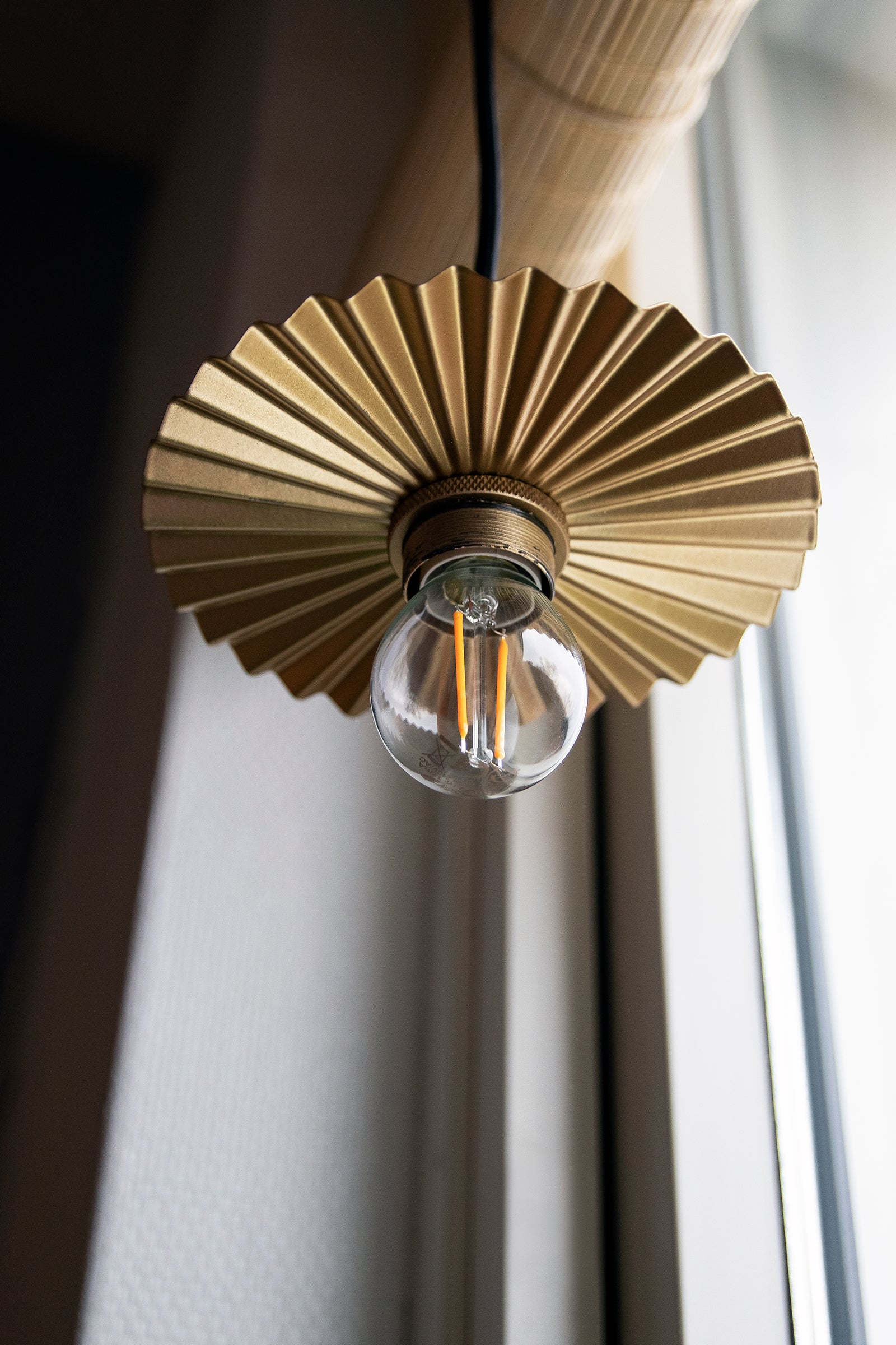 Globen Lighting Pendel Omega 15 Guld