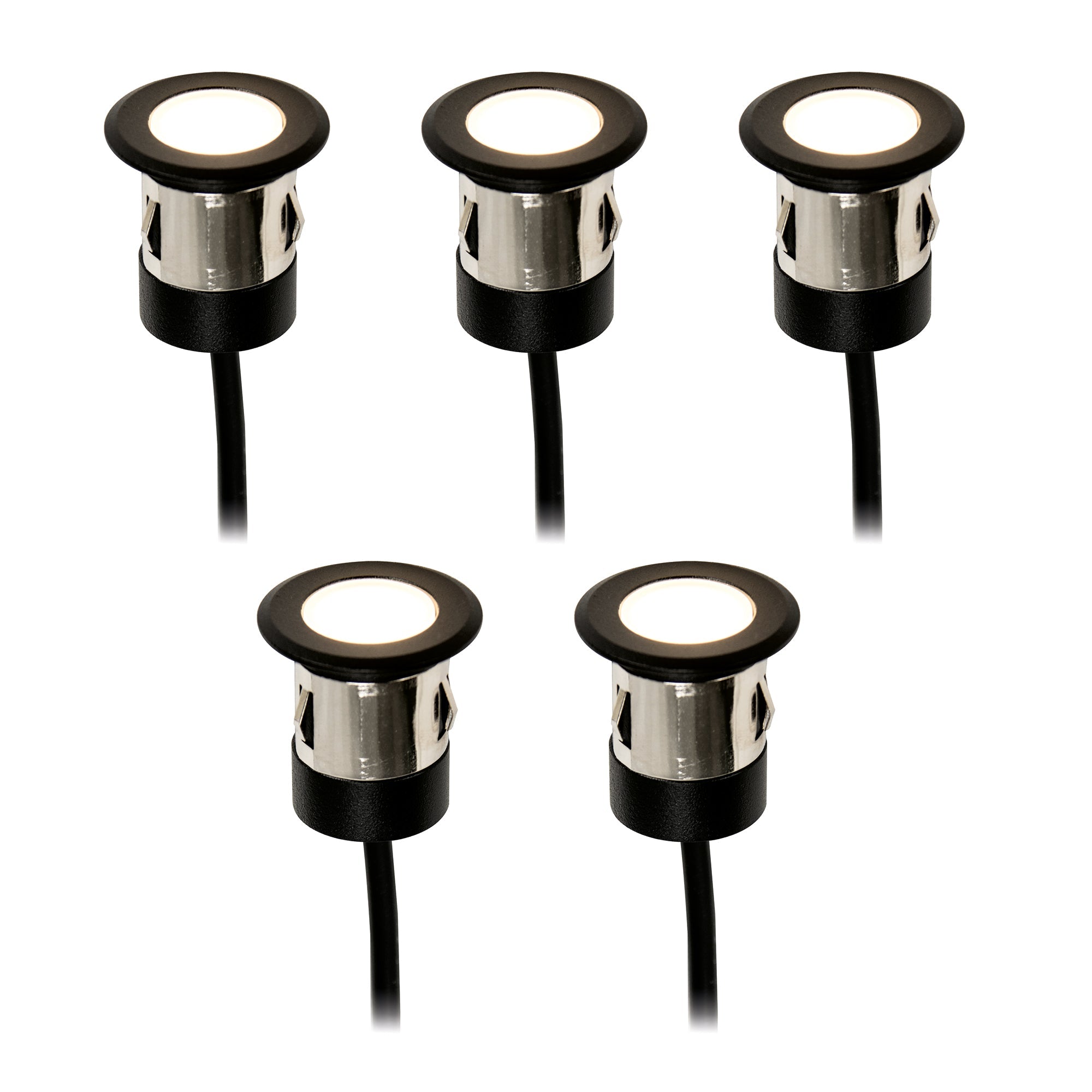 Snygga Orion marklampor från LightsOn, 5-pack med varmt ljus och skandinavisk design för trädgård eller altan.