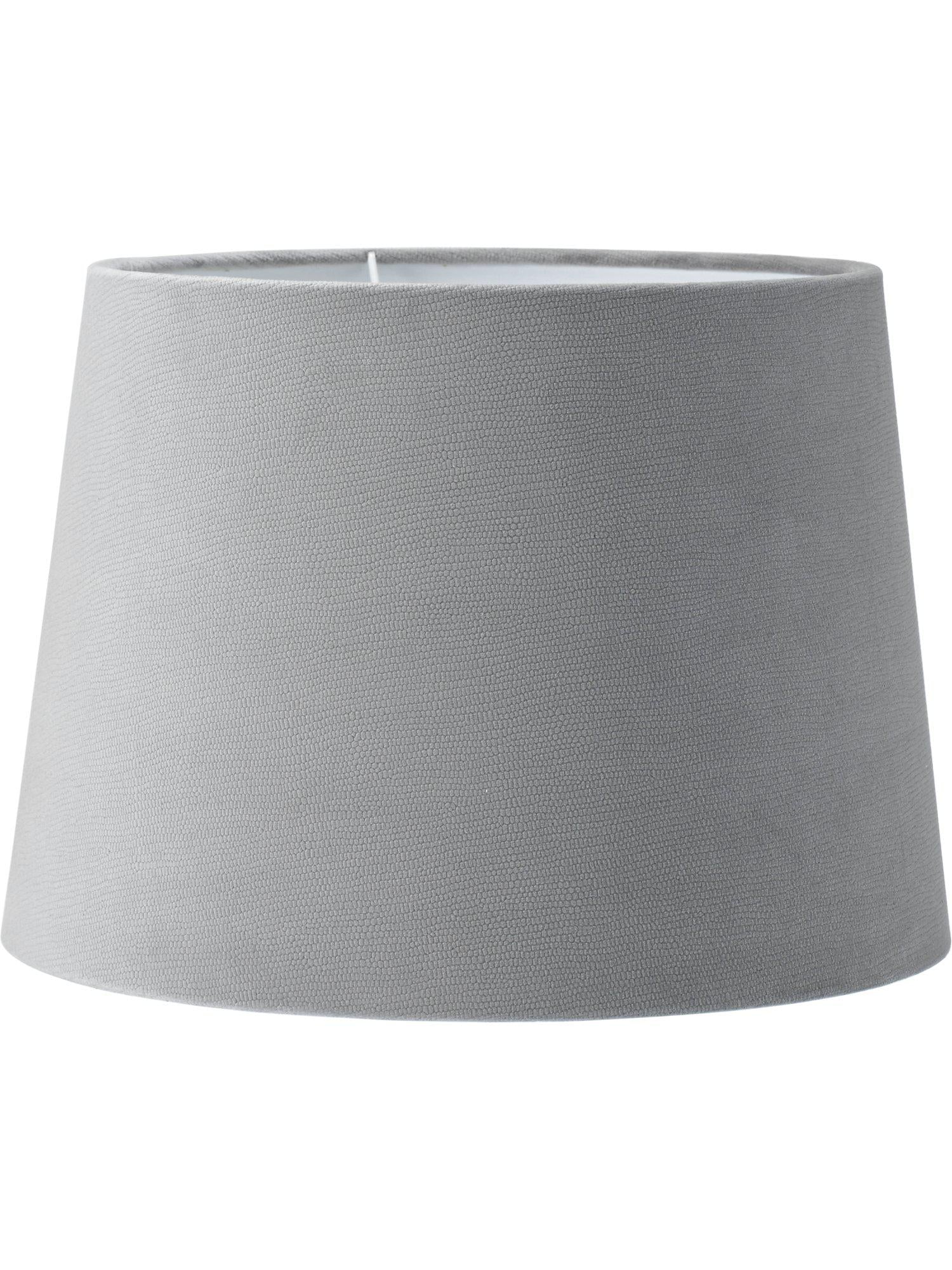 Sammetslampa Sofia från PR Home, grå lampskärm med stilren design och mjuk textur för elegant belysning. E27-ringfäste.