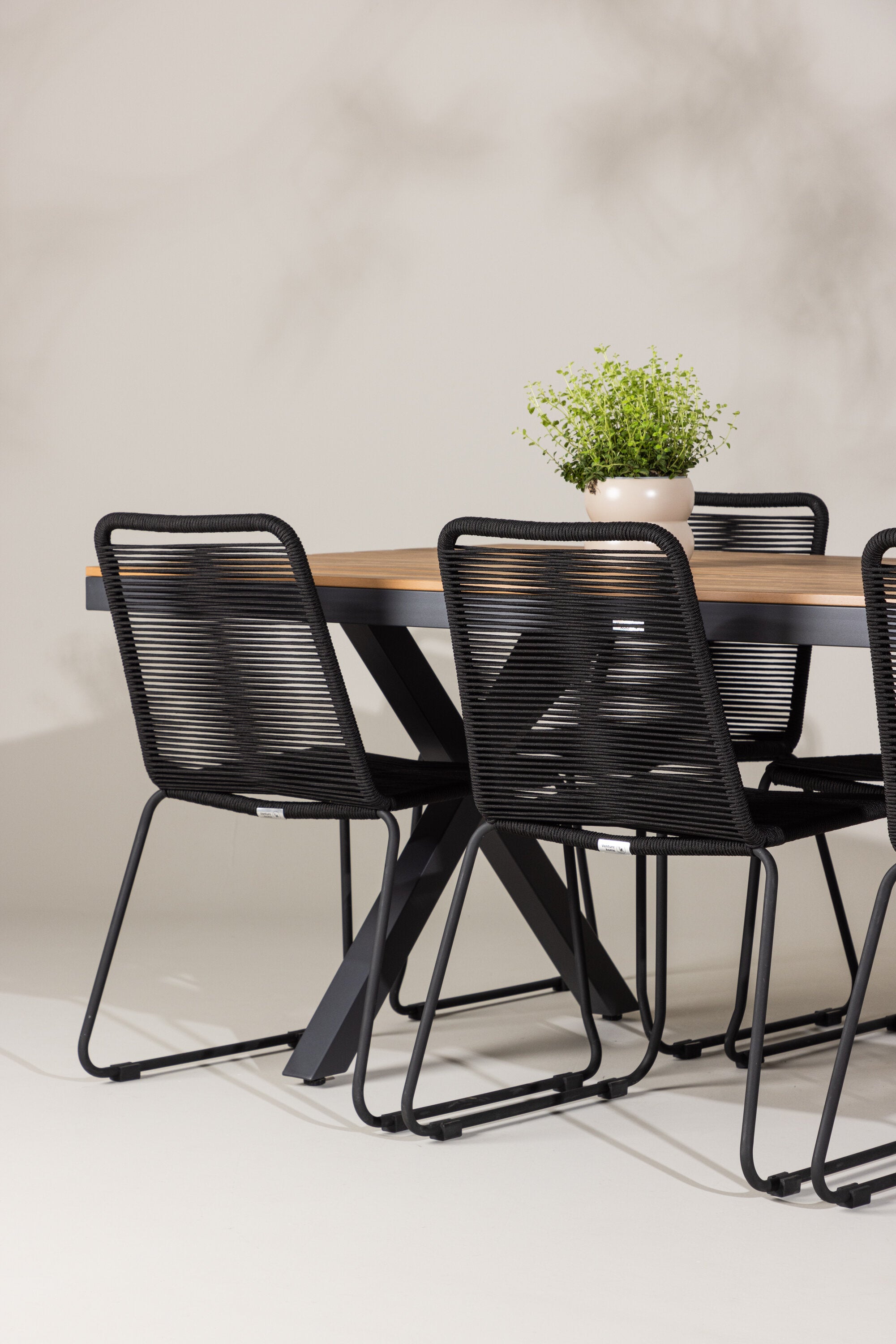 Venture Home Garcia Matgrupp Med 6 Lindos Stolar