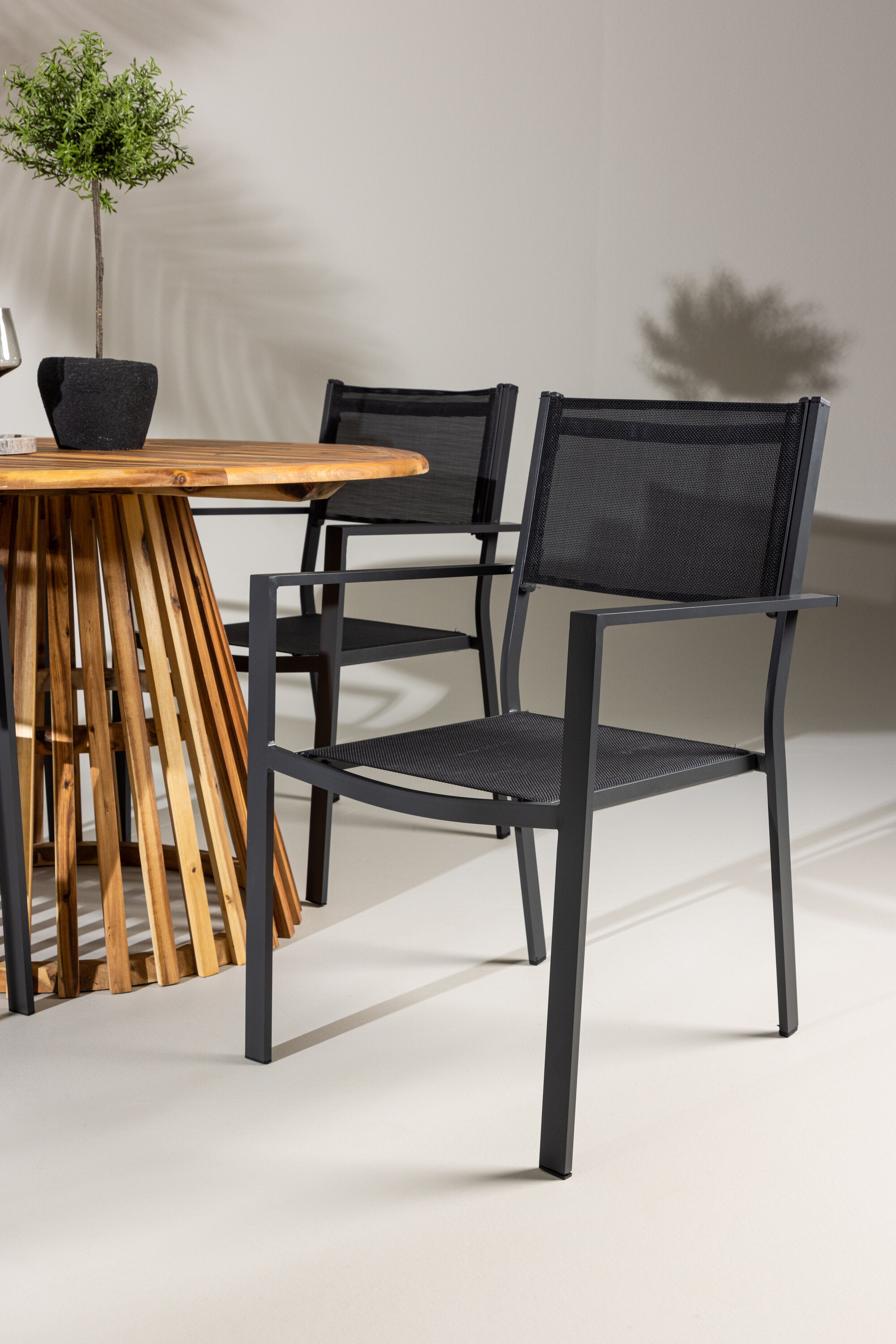 Venture Home Lumpur Matgrupp Ø120 cm Med 4 Copacabana Stolar