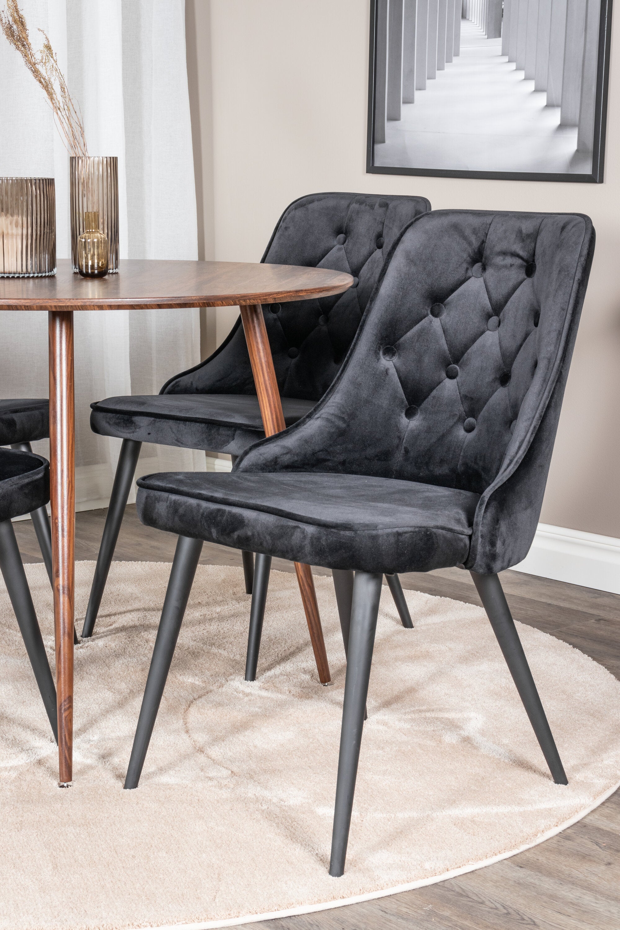 Venture Home Plaza Rund Matgrupp