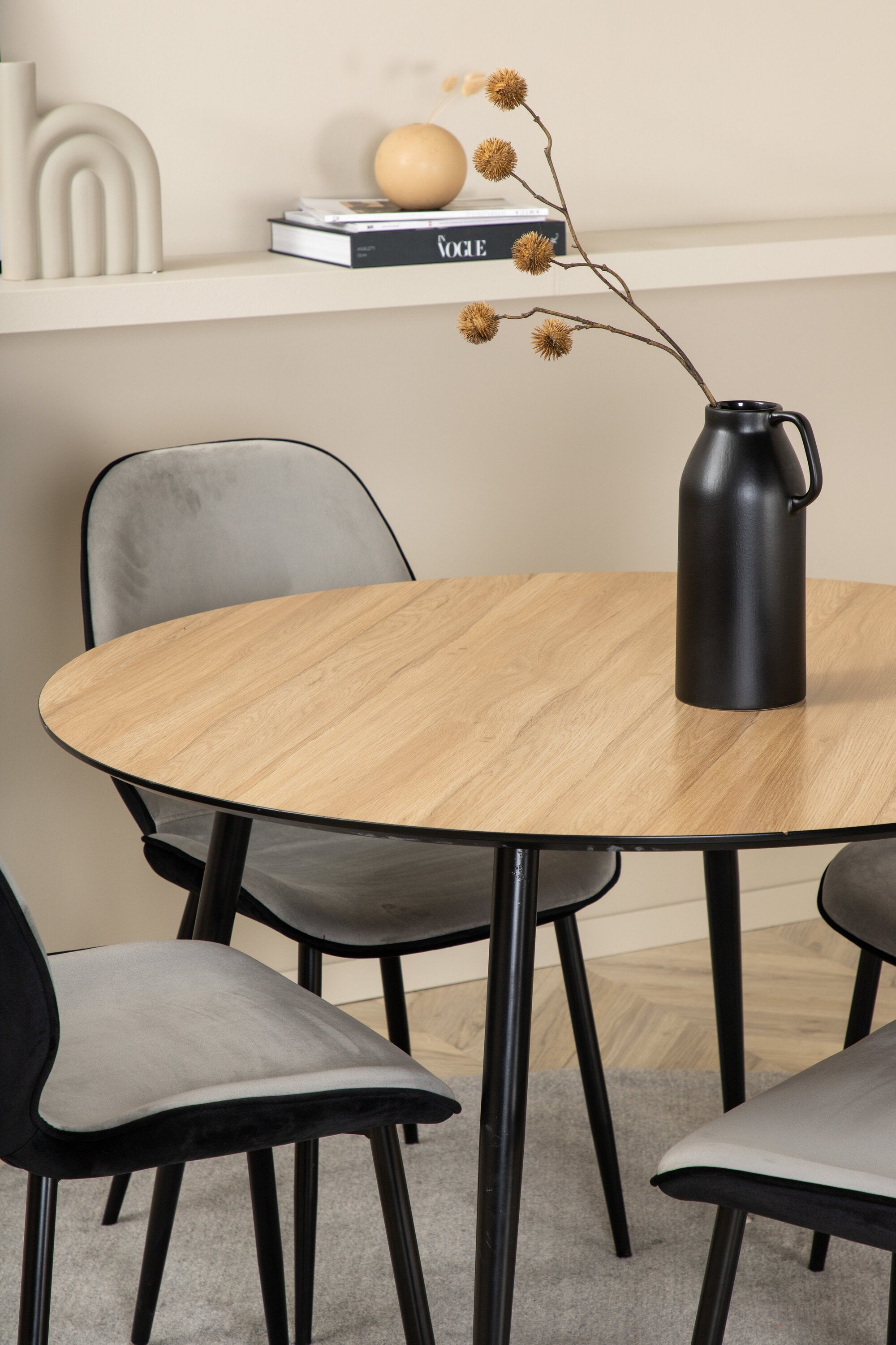 Venture Home Silar Rund Matgrupp